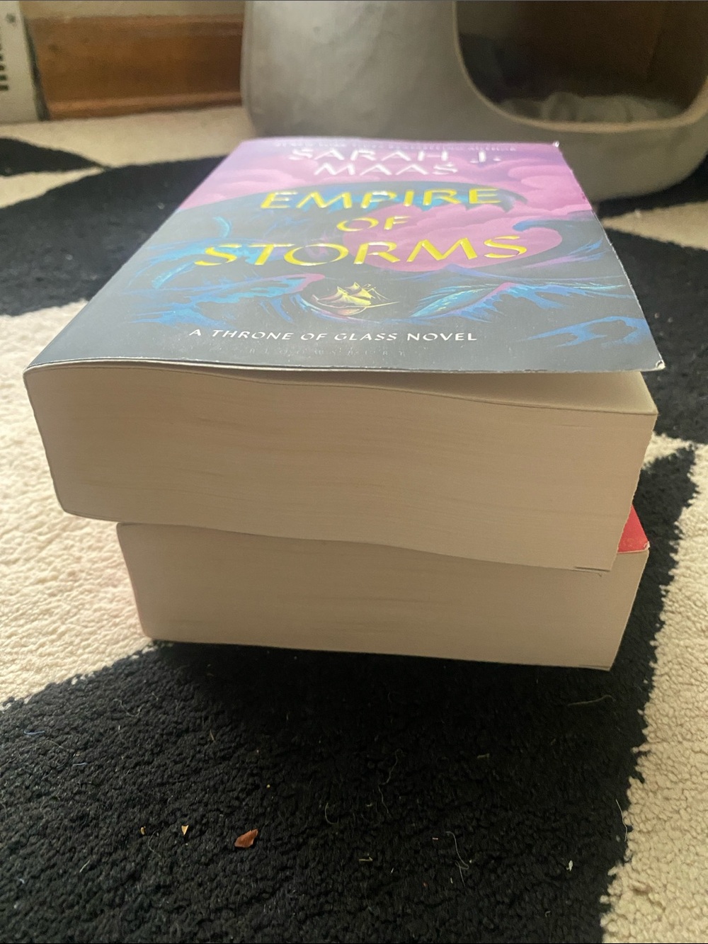 Throne of Glass Sarah J. Maas 'Empire of Storms' & 'Tower of Dawn’ books 6 & 7 - Picture 2 of 3